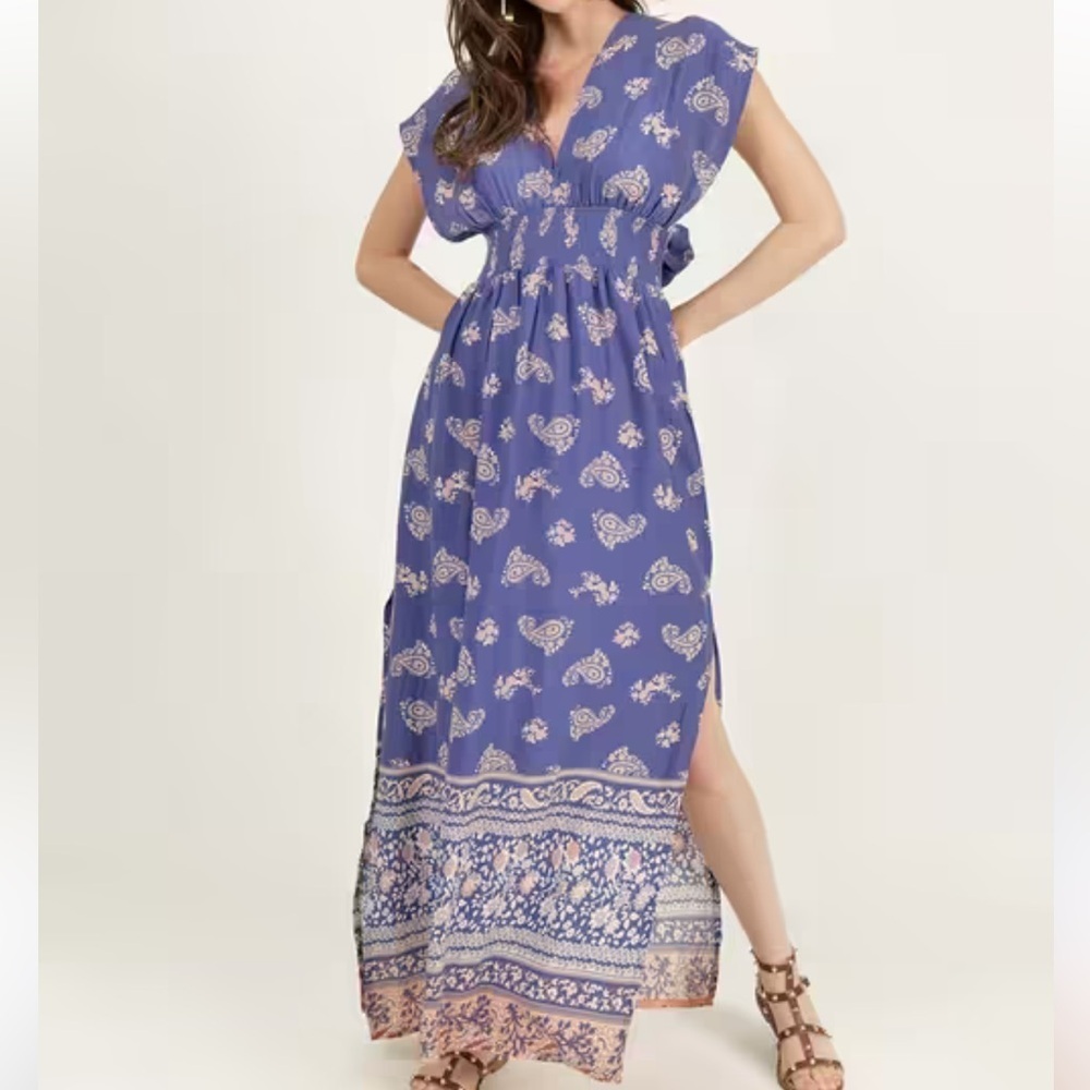 Natural Life Nadia Navy Paisley Side Slit Maxi Dress NEW WITH TAGS SIZE MEDIUM